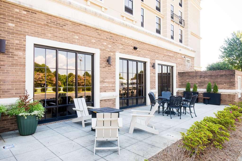 Hampton Inn & Suites Dobson Exterior photo